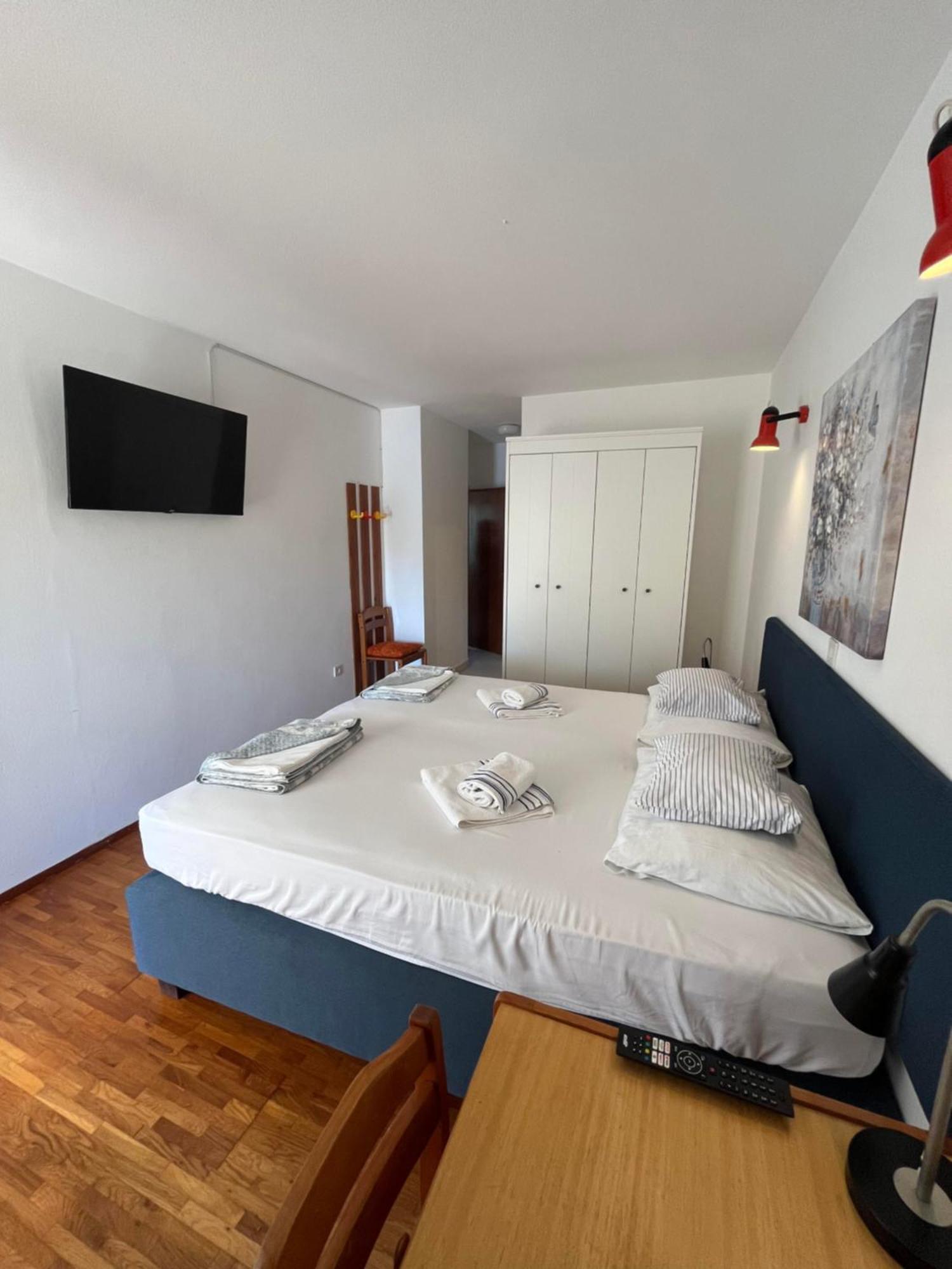 Apartments Suda Lumbarda Ngoại thất bức ảnh